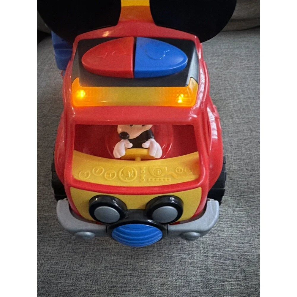 Interactive Wacky Wheeler Mickey Mouse Talking Rolling Light Up Dump Truck
